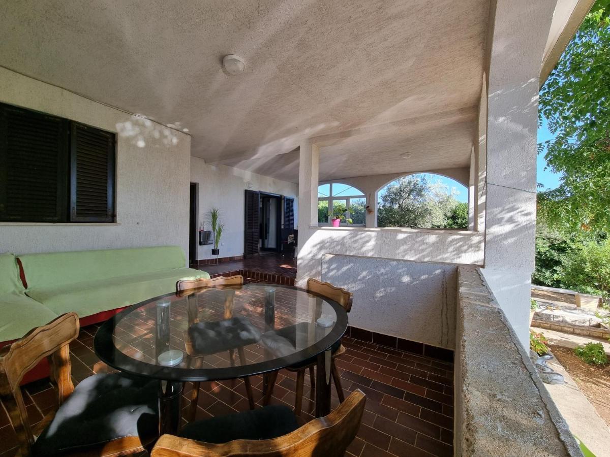 Apartment Grbac Barbat na Rabu Esterno foto