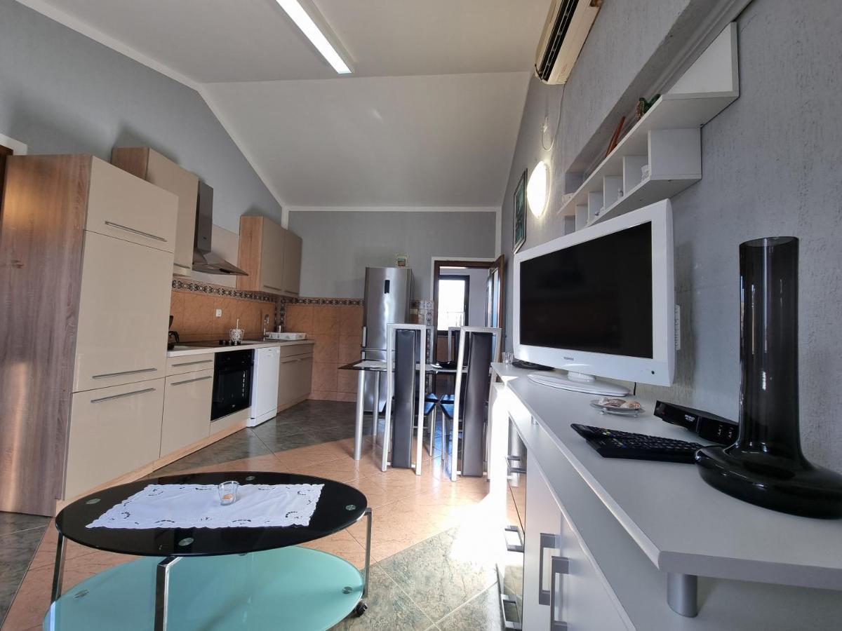 Apartment Grbac Barbat na Rabu Esterno foto