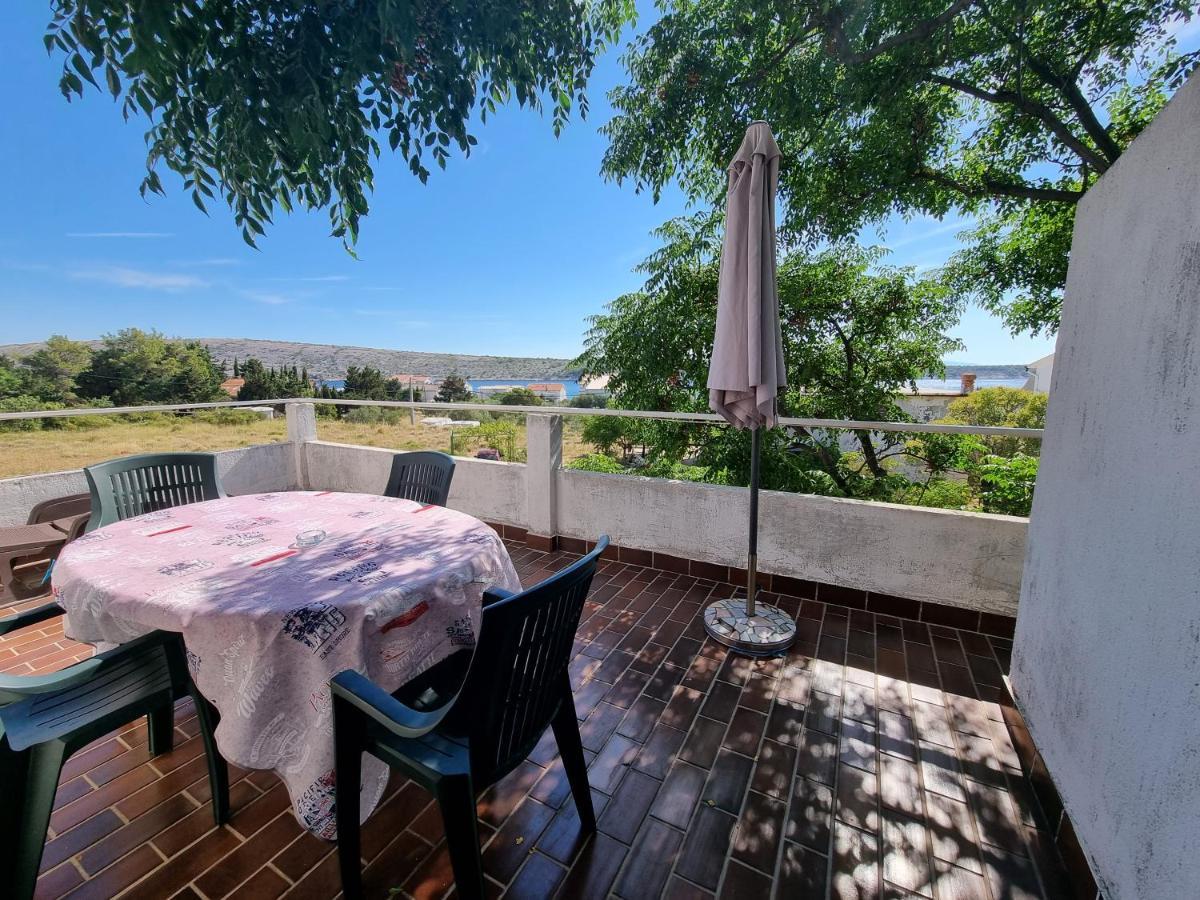 Apartment Grbac Barbat na Rabu Esterno foto