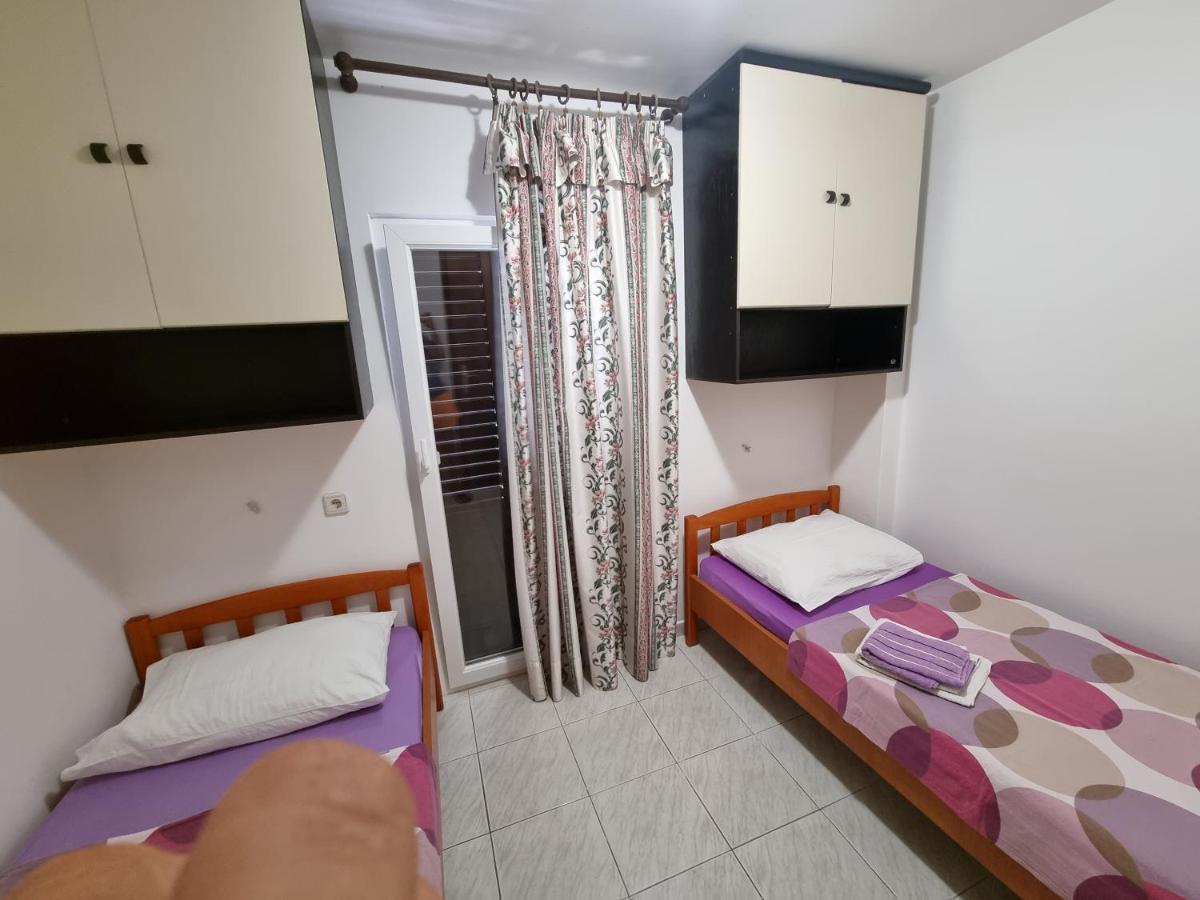 Apartment Grbac Barbat na Rabu Esterno foto