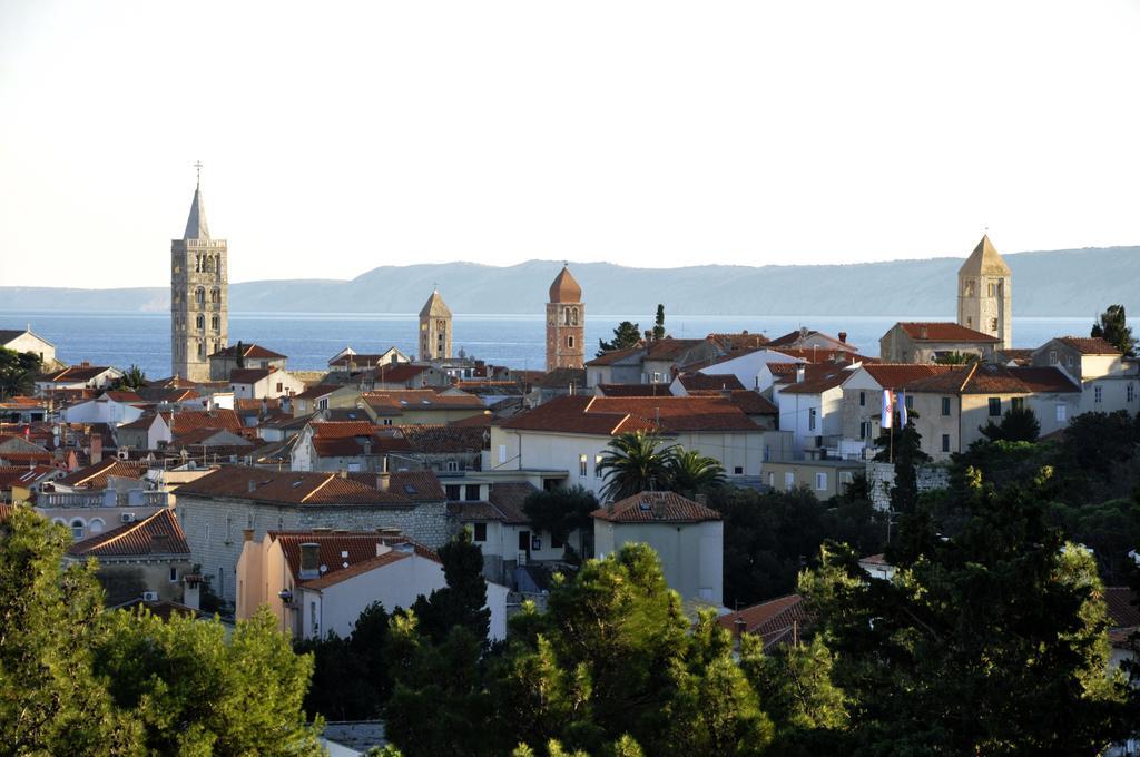 Apartment Grbac Barbat na Rabu Esterno foto
